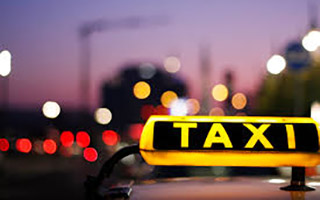 Kun je even een taxi voor me bellen